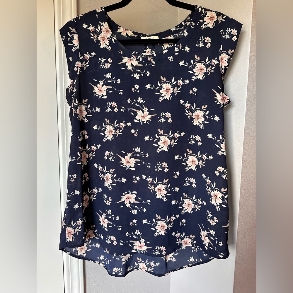 Cute casual floral blouse Pleione brand